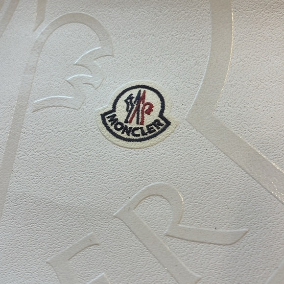 Hermes, Gant, Montblanc, Windsor and Moncler shopping bags, assorted sizes. NEW - Picture 5 of 16